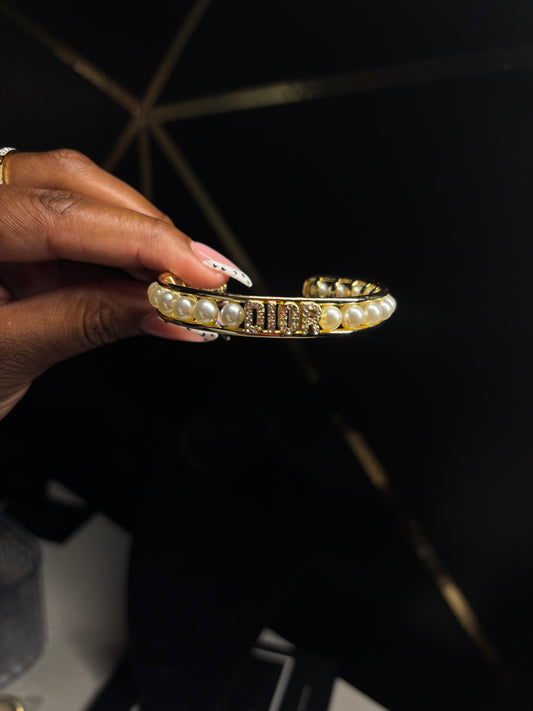 Pearl Bracelet