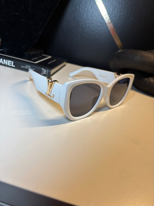 White Glasses